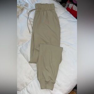 Lululemon Stretch High-Rise Joggers Tan